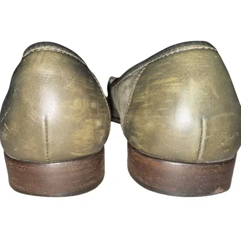 Salvatore Ferragamo women's Tassel Penny Loafers Green Suede Size 8 Narrow