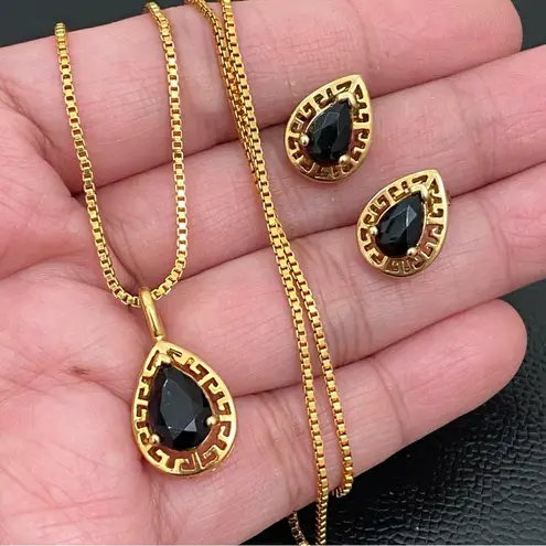 Onyx Vintage AVON Signed Key of Life Accent Black  Goldtone Necklace Earrings Set