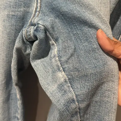 Free People  Women’s Raw Hem Ankle Jeans Well Worn size 31