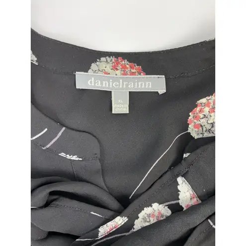 danielrainn Black Floral Print V