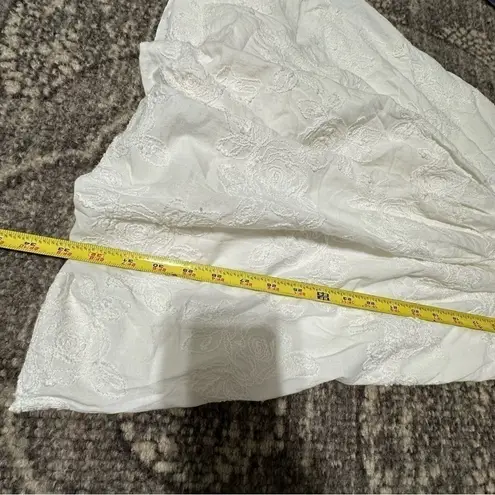 Cynthia Steffe Women’s Size 6 White Floral Embroidered Balloon Hem Tank Dress