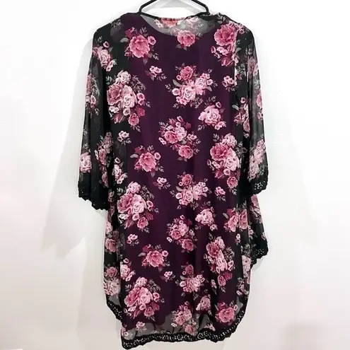 Black floral kimono wrap top and bright pink dress with pockets size medium