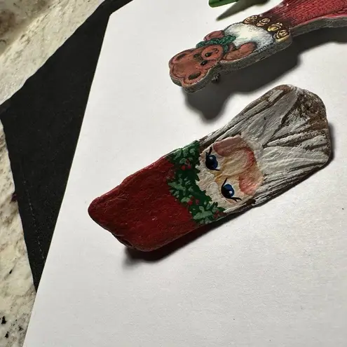 Lot Of 4 Holiday Brooch Pins Bear, Santa Claus, Christmas Tree & Snowman