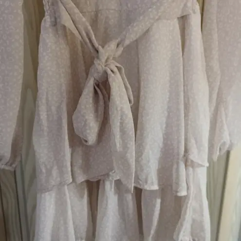 Japia womens dress sheer tan patterned ruffled ties with belt size Small