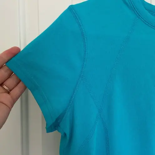 Tek Gear EUC |  women’s‎ turquoise active top — small
