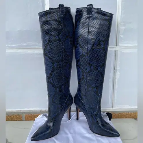 Veronica Beard  Wyn Snake-Embossed Leather Boots size 6.5