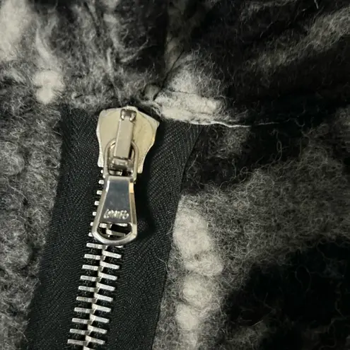 Vintage Unbranded Women’s Grey Black White Long Sleeve Lined Coat L/XL Gray Size L