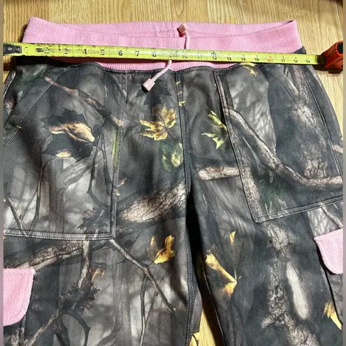 Magellan outdoors Camouflage Cargo Pants with Pink Accents women 2x