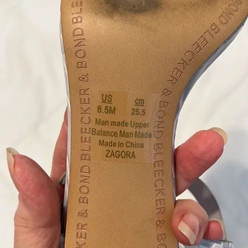 Bleecker and Bond  Zagora size 8.5 Ice blue grey crocâstrappyâsandalsâGUCâNoâbox
