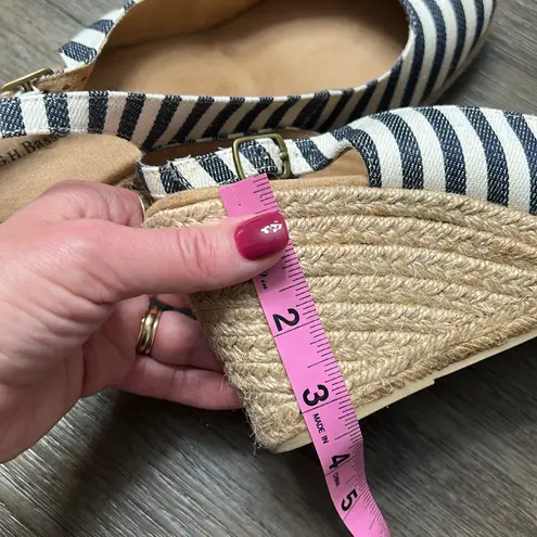 G.H. Bass Women's Emilie Navy/White Stripe Espadrilles Rope Wedge closed toe 11 Black