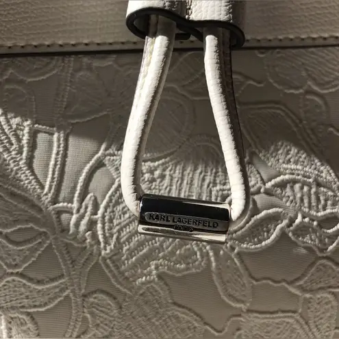 Karl Lagerfeld Paris Adele Bucket bag in off white