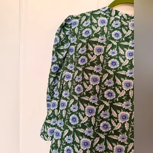 Bobeau L Floral Green 3/4 Sleeve Ruched Shoulder Blouse