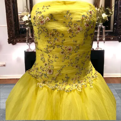 Tiffany Designs Yellow Beaded Bodice Princess Prom Pageant Ball Gown Dress Sz 6