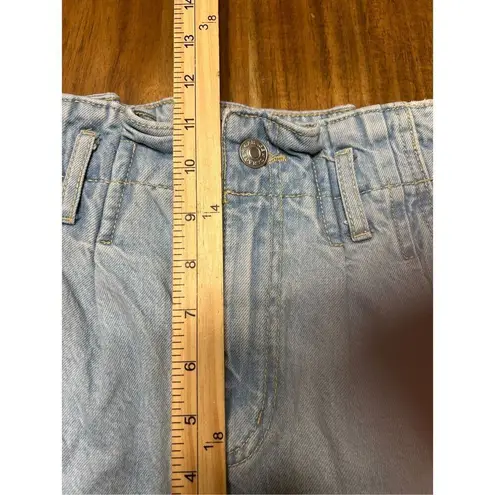 Garage  Women's Juniors Size 00 Blue Straight Leg Medium Wash Denim Jeans