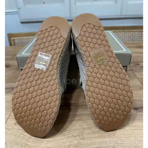 Dolce Vita Jhenee Espadrille Perforated Taupe Suede Sz 8 NIB Chunky Chain Detail Tan