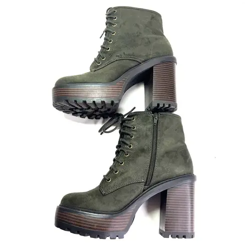 Soda Women's Chunky Block Heel Black Suede Lace Up Combat Ankle Booties Size 8