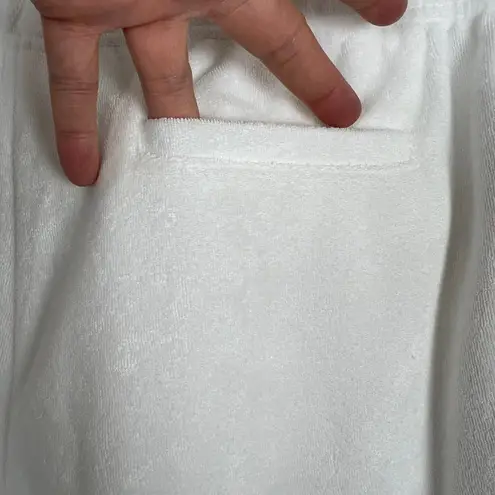 Barefoot Dreams Beach Cozy Terry Shorts Womens Medium White Sea Salt Stone M