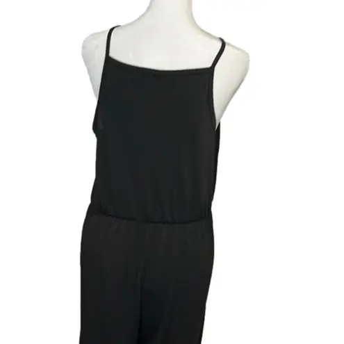 GILLI NWOT black wide leg v neck spaghetti strap light weight jumpsuit