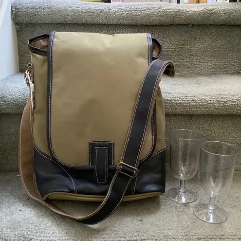 Wine Tote by Picnic Plus (TM) Green