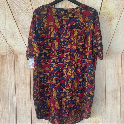 LuLaRoe NWT  Medium Irma Cozy Unique Print