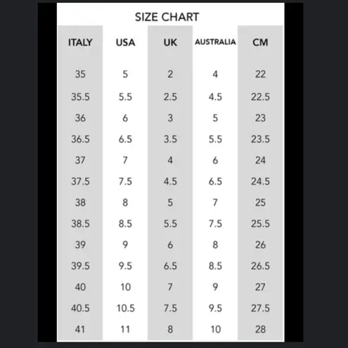 JULIA HAART Rare Patent Leather Graphic Print Slingback Pumps
Size: 11/IT 41 Yellow