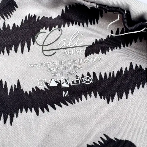 Cali Active Women’s Sporty Exercise Athletic Animal Print Bike Short Sz M Gray Size M