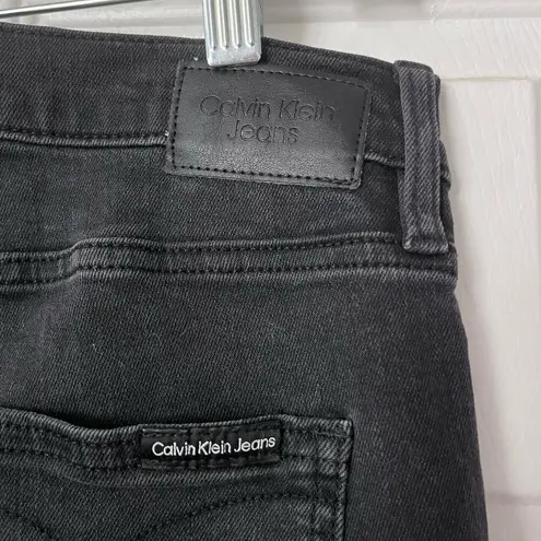 Calvin Klein Jeans  High Rise Jegging - Size 31