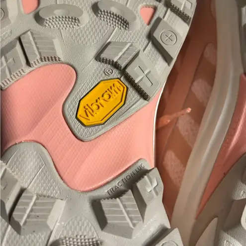 Merrell - Moab Speed 2 Peach Running Shoes brand new