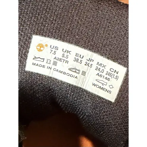 Timberland  White Ledge Waterproof Mid Women's Hiking Boots in Black Size 7.5 EUC