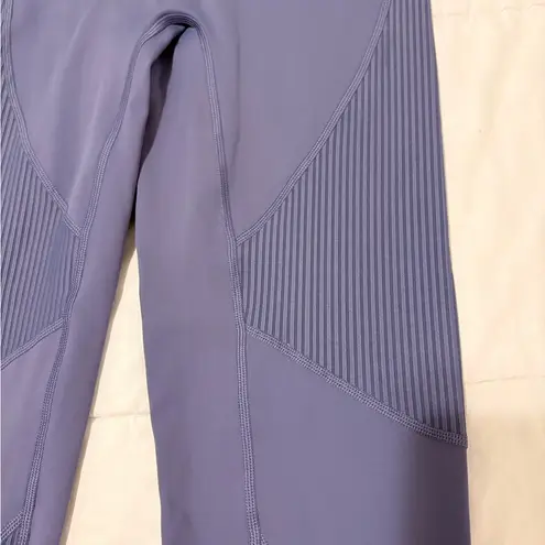 P.E NATION FREE PLAY LEGGING Size M