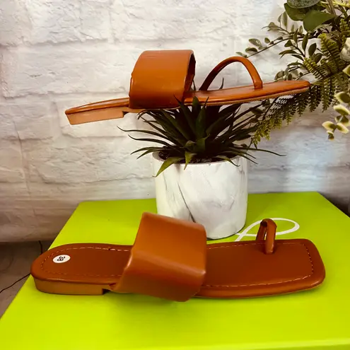 Boutique NEW Faux Leather Sandals