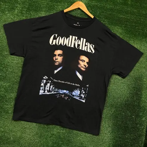 Goodfellas The Movie Three Decades of Life in the Mafia T-Shirt Extra Large