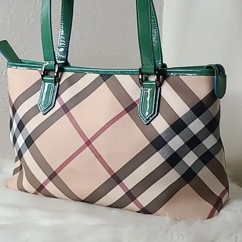 Burberry 💯 Authentic  Novacheck Tote Bag 🍀