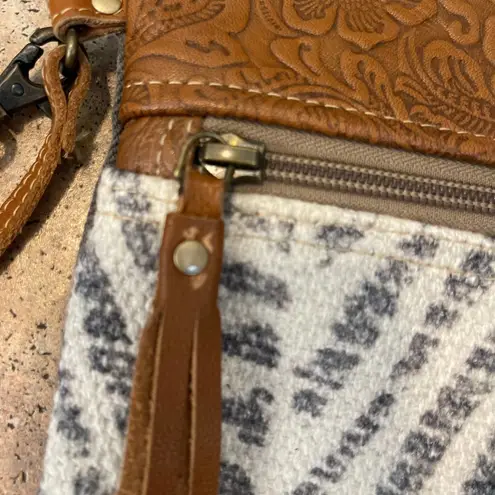 MYRA TOOLED LEATHER TWILL COTTON CROSSBODY/CLUTCH BAG