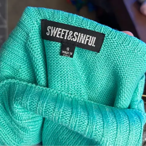 Sweet & Sinful NWOT- Cropped Cherry Tank Size Small