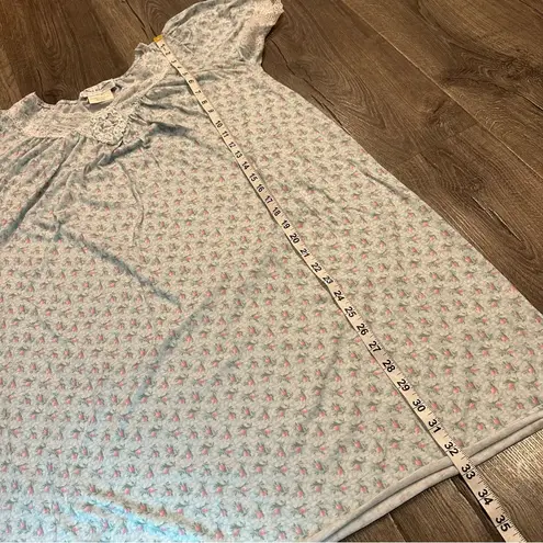 Miss Elaine Nightgown Women’s M Blue Floral Short Sleeve Sleepwear Cottagecore Size M