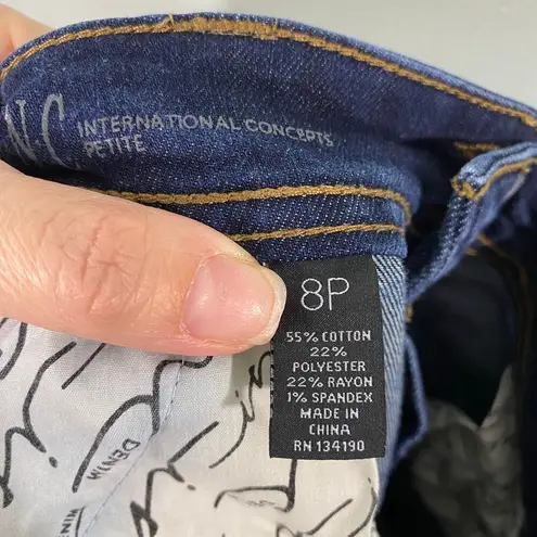 INC International Concepts Blue Med Wash Straight Leg Reg Fit Crop Jeans Size 8P