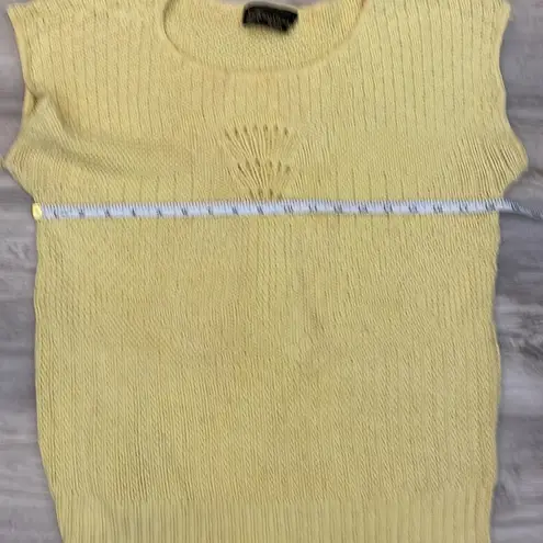 Cross Country Knits Vintage  Knits Yellow Short Sleeve Sweater Size Medium