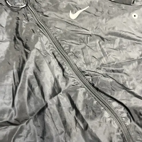 Nike  Fit Women’s Black Running Windbreaker Jacket In Size Small (S)