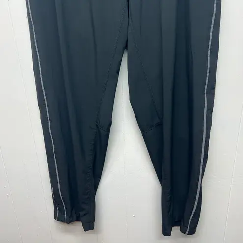 Nike  Dri Fit Activewear Women's Black Track Pants Size Medium Breathable