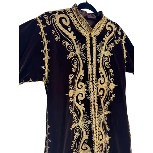 Vintage Moroccan Brown Velvet Kaftan with Gold Embroidery Robe medium