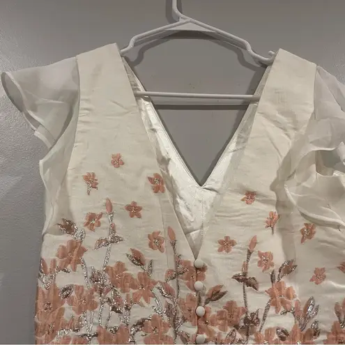 Chi Chi London Nelley Embroidered Jacquard Dress 4