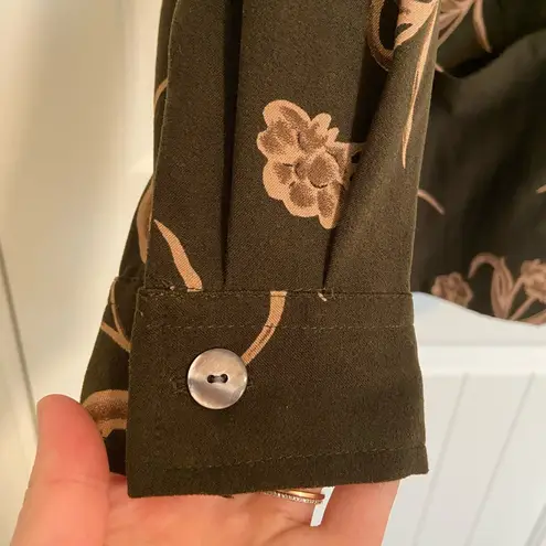 Erika EUC Vintage Studio women’s brown green floral button down shirt medium
