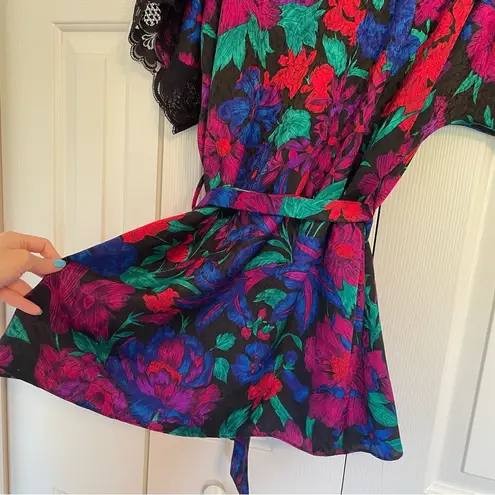 Vintage Satin Floral Robe Kimono Lace Trim Tropical One Size Red Size undefined