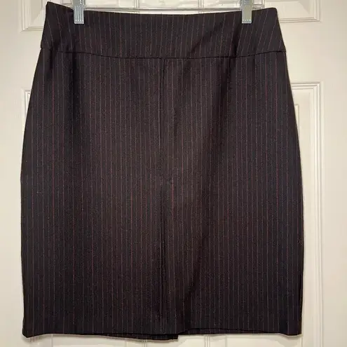 New York & Co. Size Medium Black & Red Pinstripe Pencil Skirt Slit Stretch