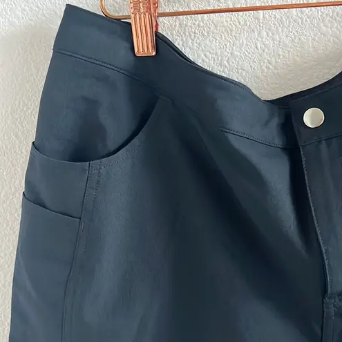 Zyia NWT Active Black Not Just a Trail Short Neutral Athletic Zip + Button XXXL