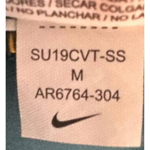 Nike  Women's Dri-FIT Green Dress Sleeveless Crop Top Size M Workout Tank