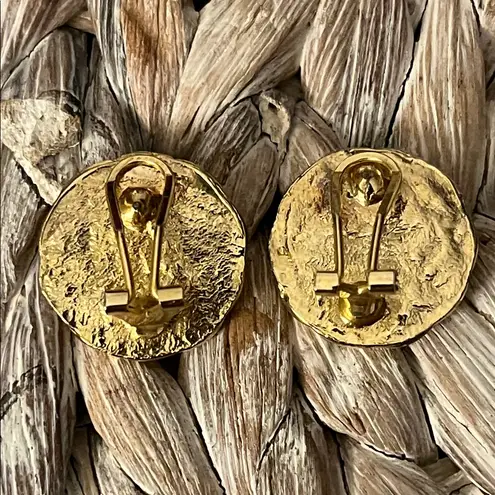 Gold Tone Zodiac Aries Ram Clip Earrings