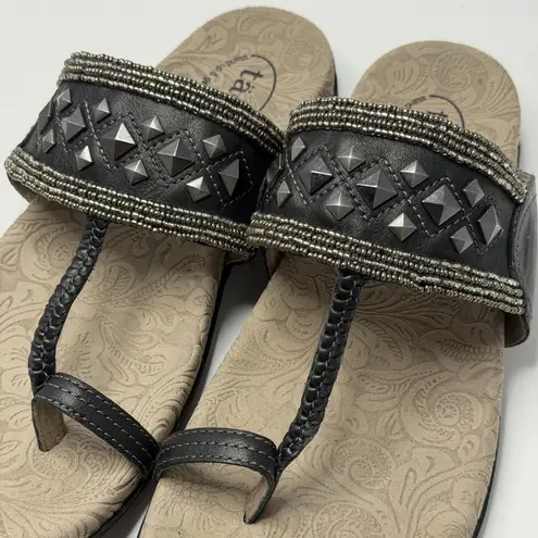 TAOS Sandals Women's 10 Pewter Genie BOHO Studded Beaded Metallic Comfort Luxury