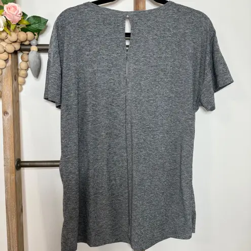 Marika Short Sleeve Gray Open Back T Shirt Size X Large thumbnail 4